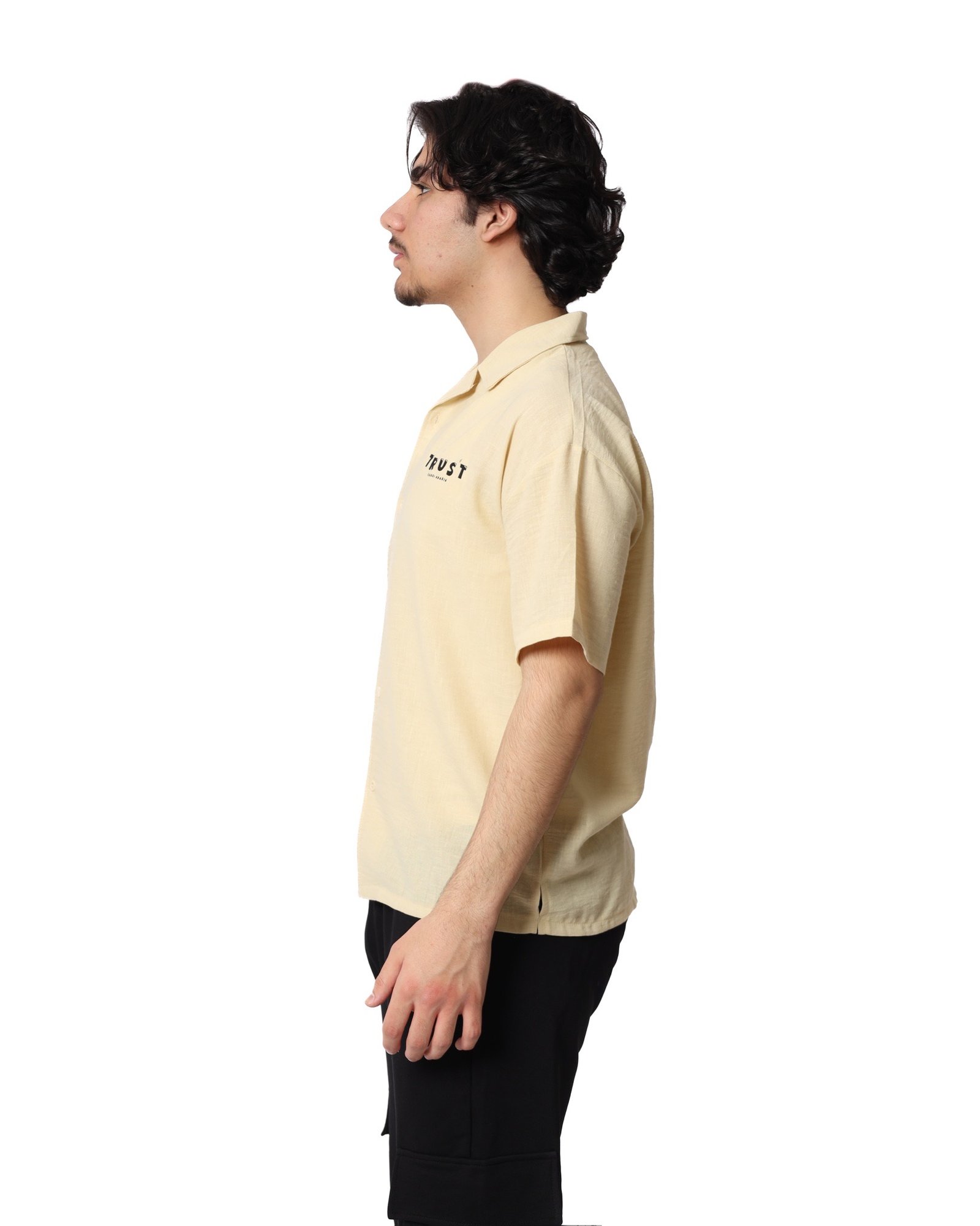 Yellow shirt - صورة 4