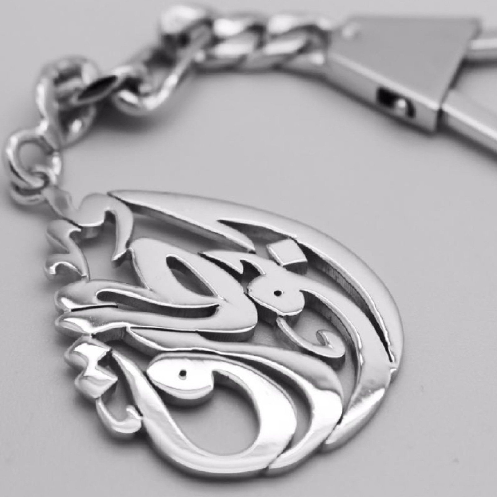 ميدالية دمعة - صورة 2