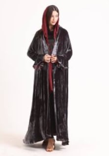 عباية مخمل رمادي بدانتيل  - صورة 9