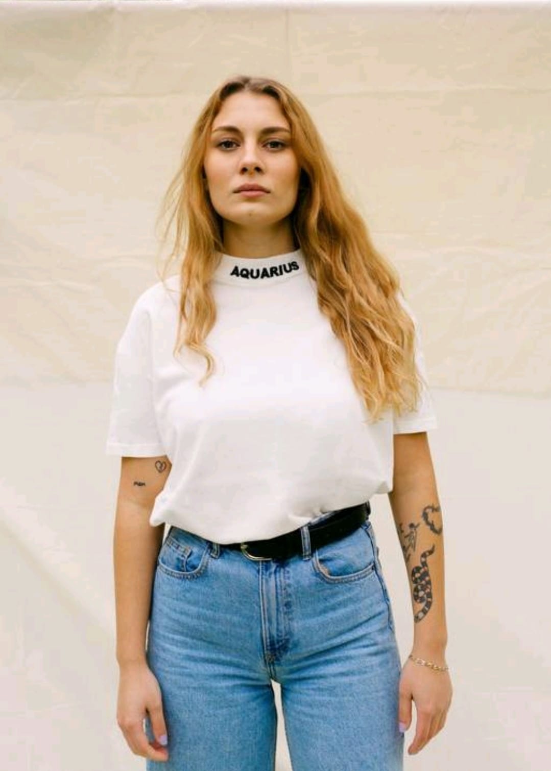 Zodiac high neck t-shirt - صورة 9