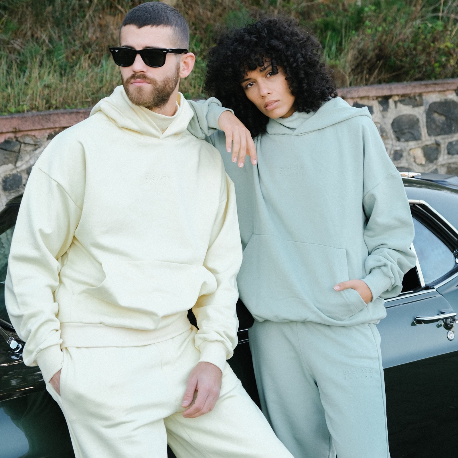 high neck hoodie - صورة 3