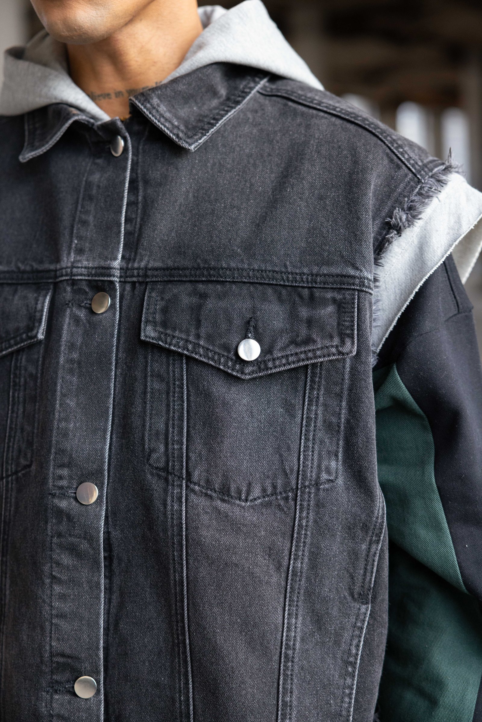New hooded design denim vest - Image 9