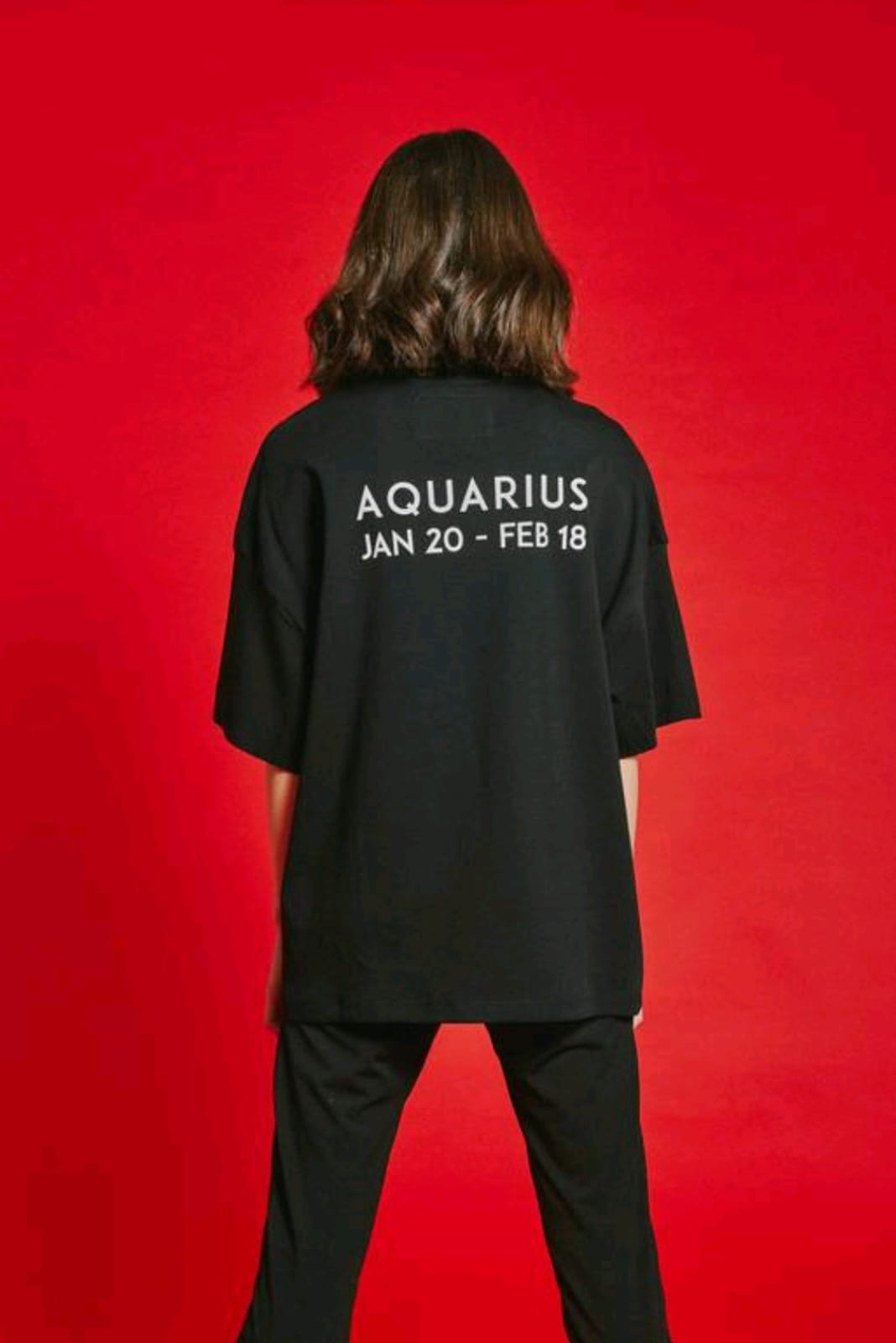 Oversized zodiac t-shirt - صورة 5