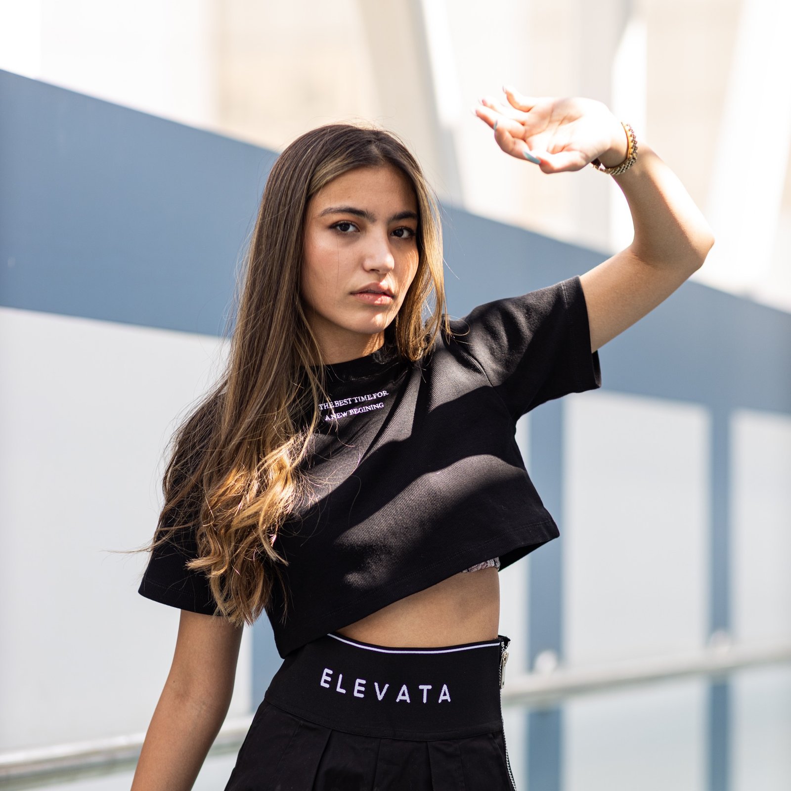 Logo print cropped rib T-shirt - صورة 1