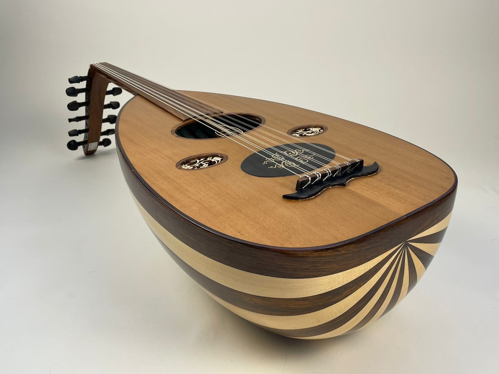 Saudi Oud Made by Saudi Oud Home - Image 9