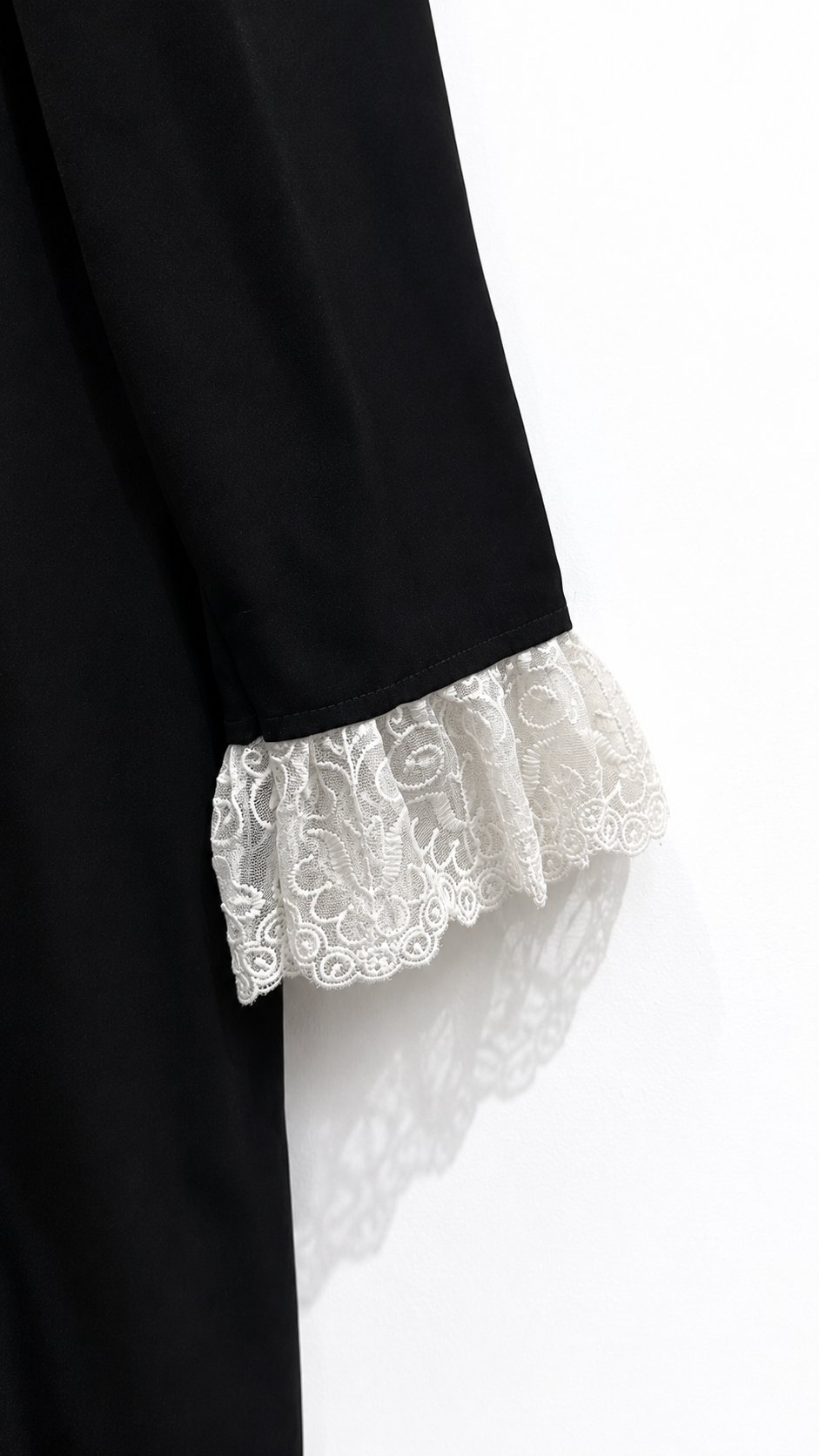 Feminine Aura - Image 3