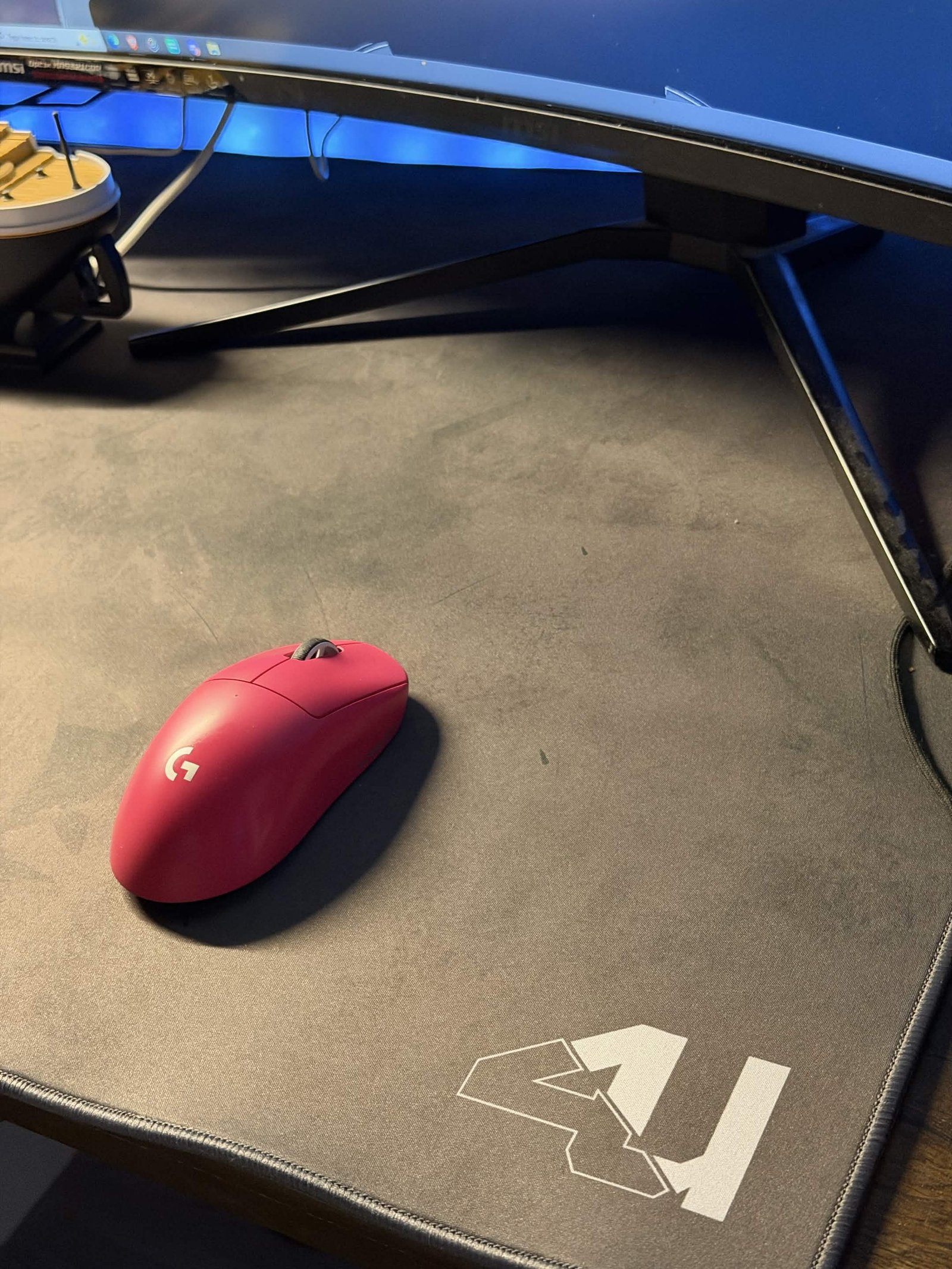 ماوس باد قراي سقنتشر القيمنق - Signature Gray Gaming Mousepad 4U 3XL - صورة 2