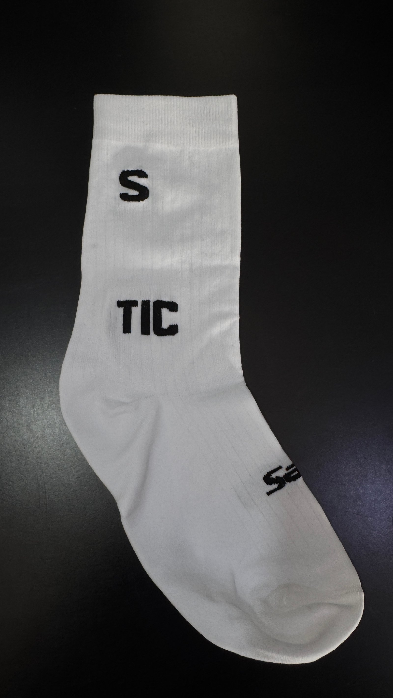 Santic Classic Socks - Image 2