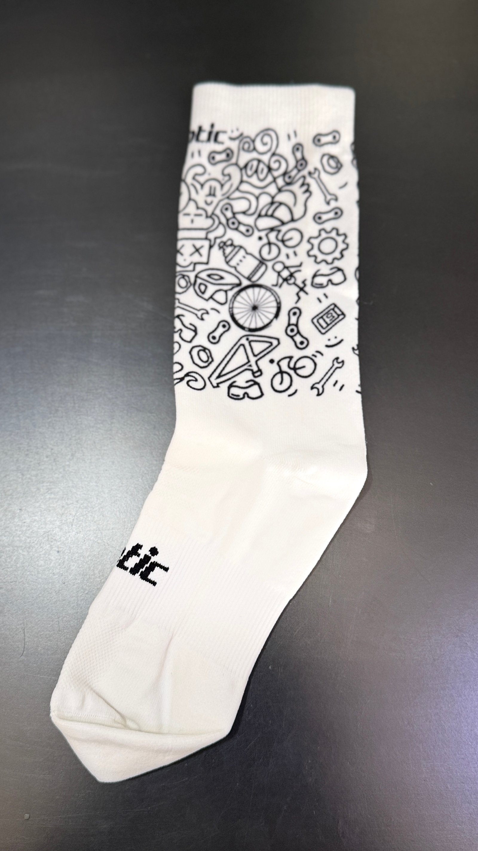 Santic socks cycling - Image 2