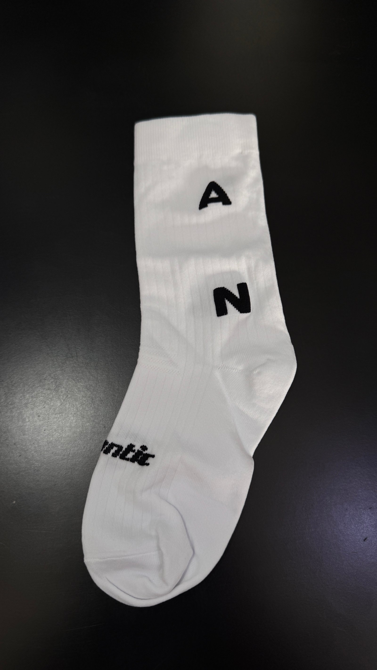 Santic Classic Socks - Image 3