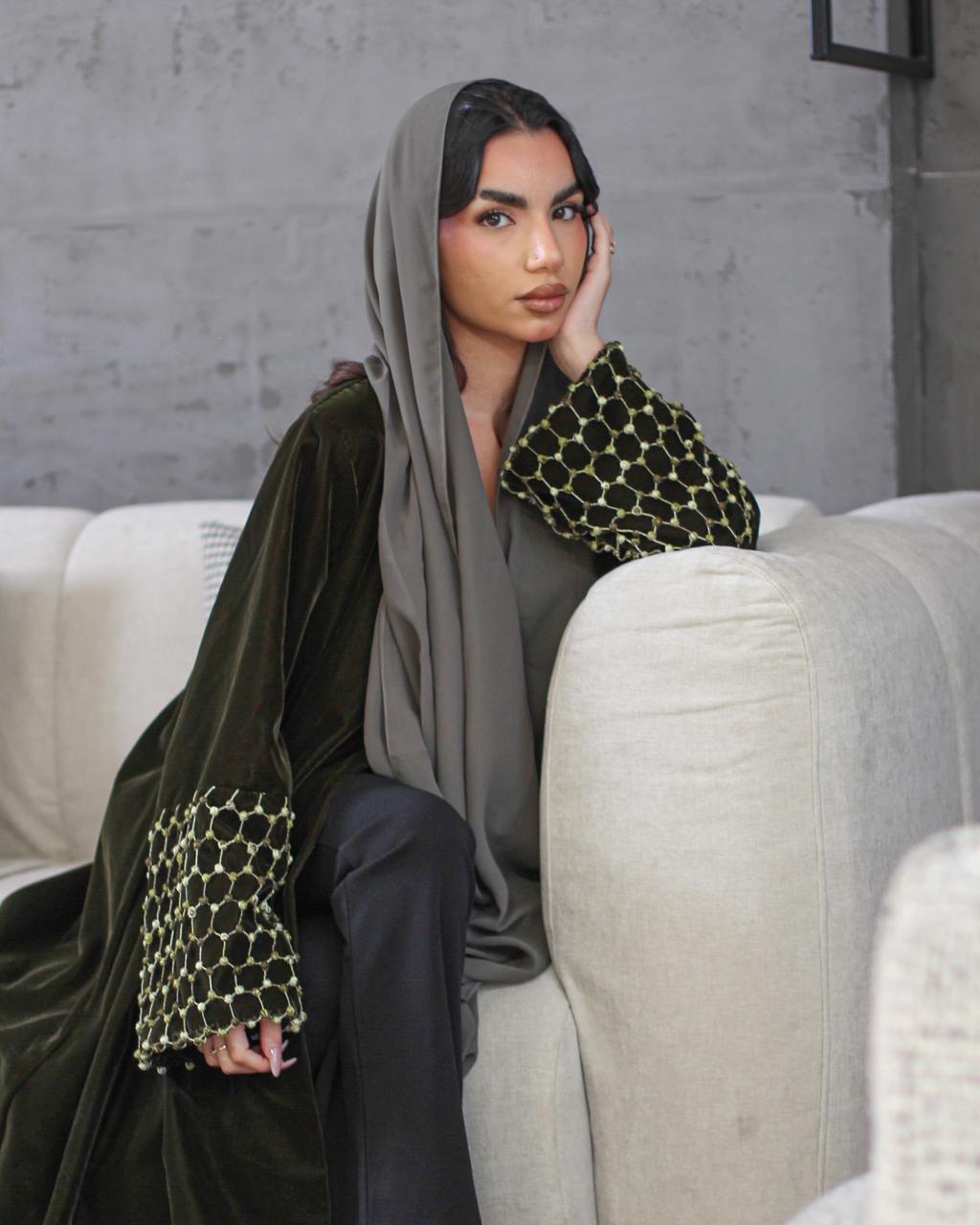 Olive Charm - Image 3
