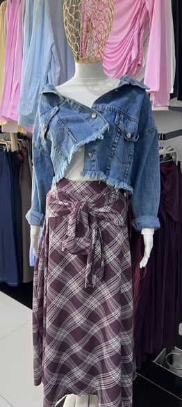 Plaid skirt - Image 2