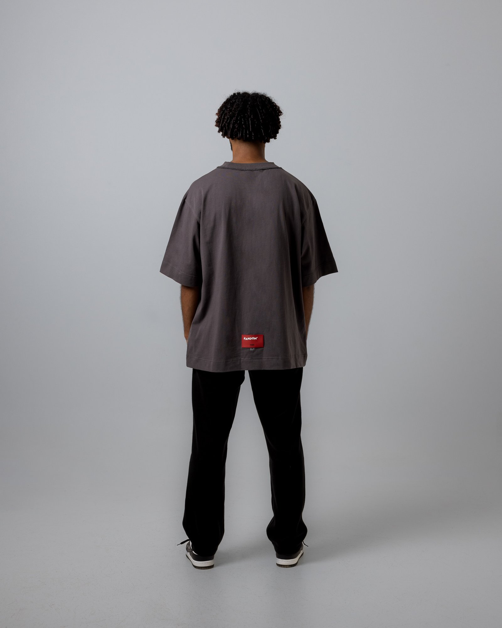 Random SS22/Gray - صورة 3
