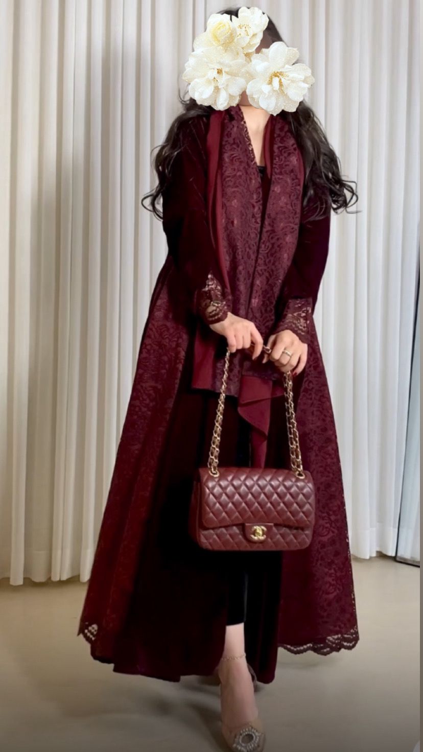 Velvet Elegance - صورة 1