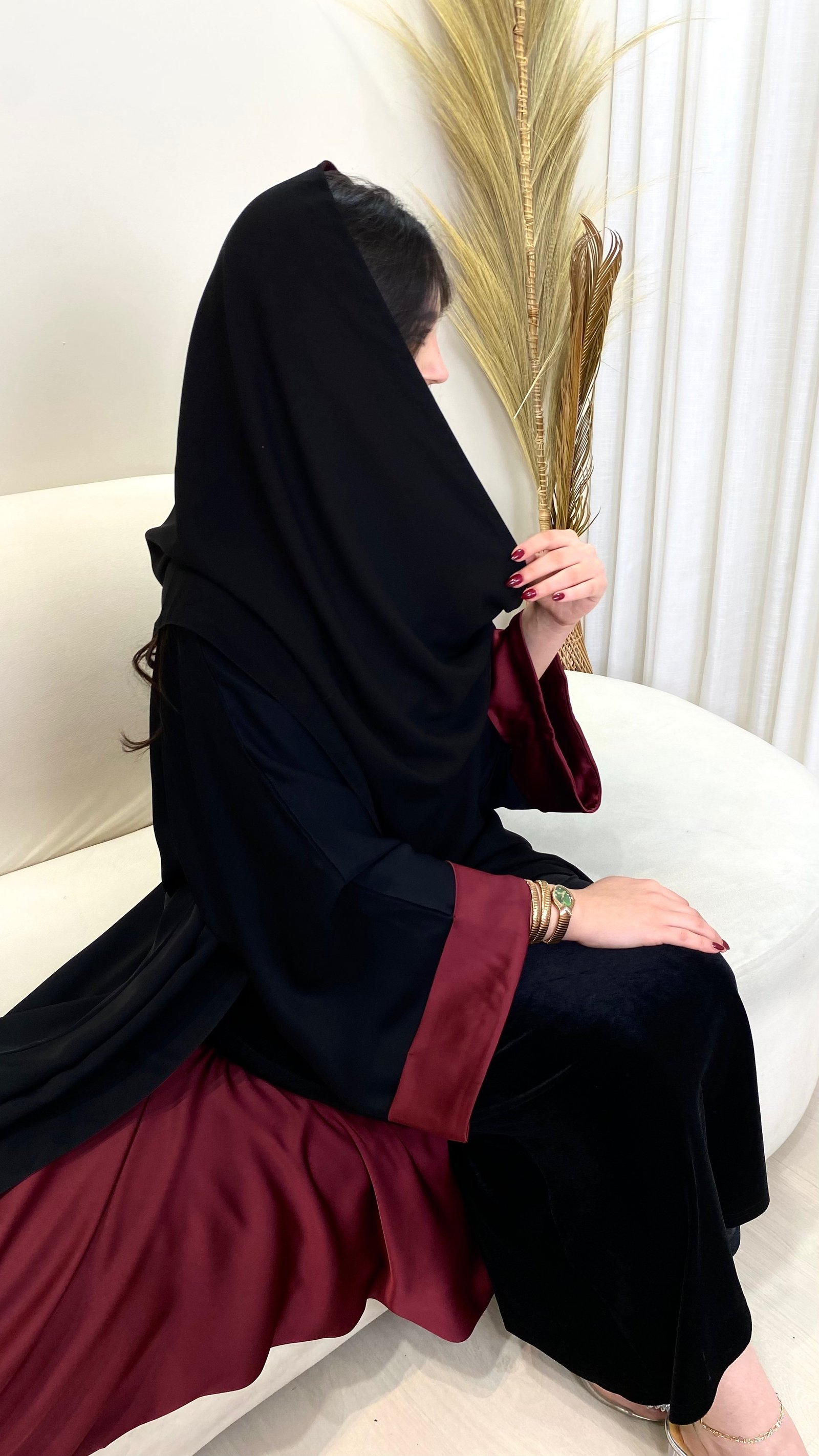 The queen- عباية الشيخة  - صورة 2