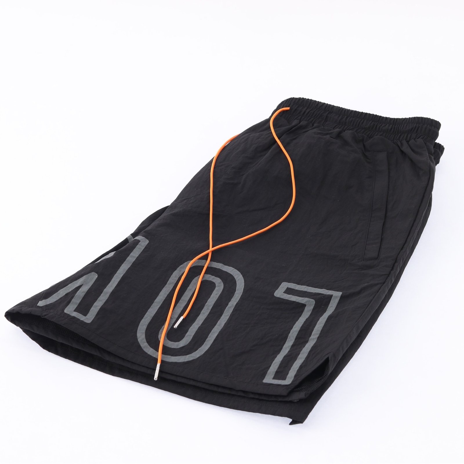 BLACK SHORTS - صورة 1