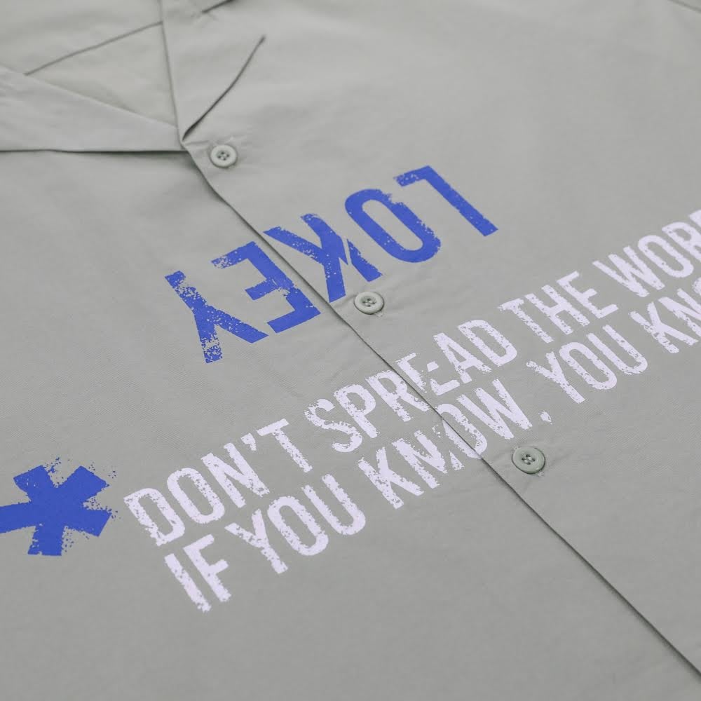 IYKYK SHIRT, PALE GREEN  - صورة 3