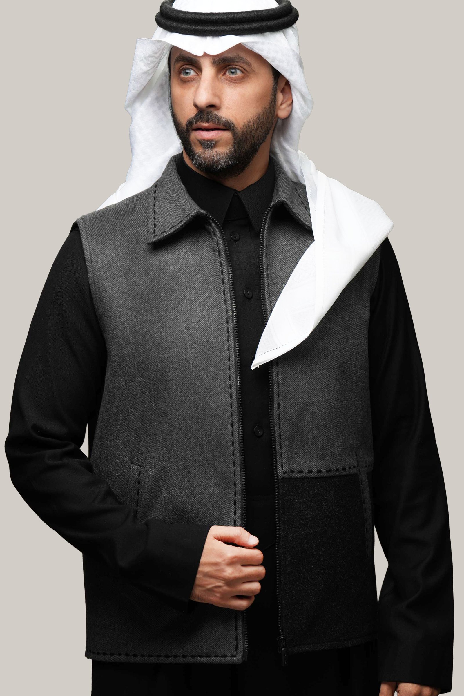 سديرية جوخ بلون رمادي W104 - صورة 3