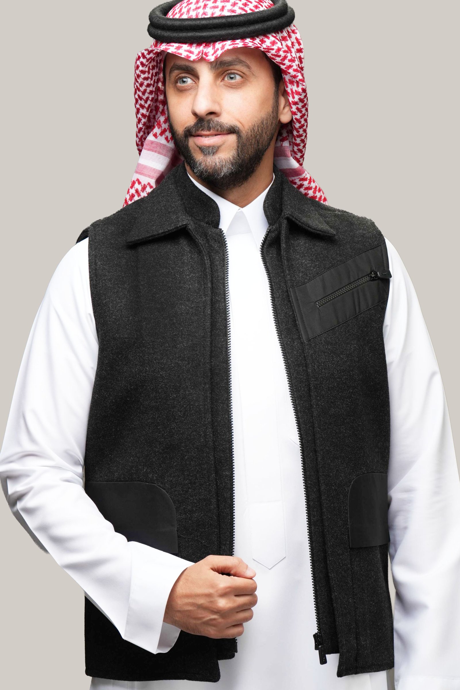 سديرية جوخ بلون أسود W110 - صورة 3
