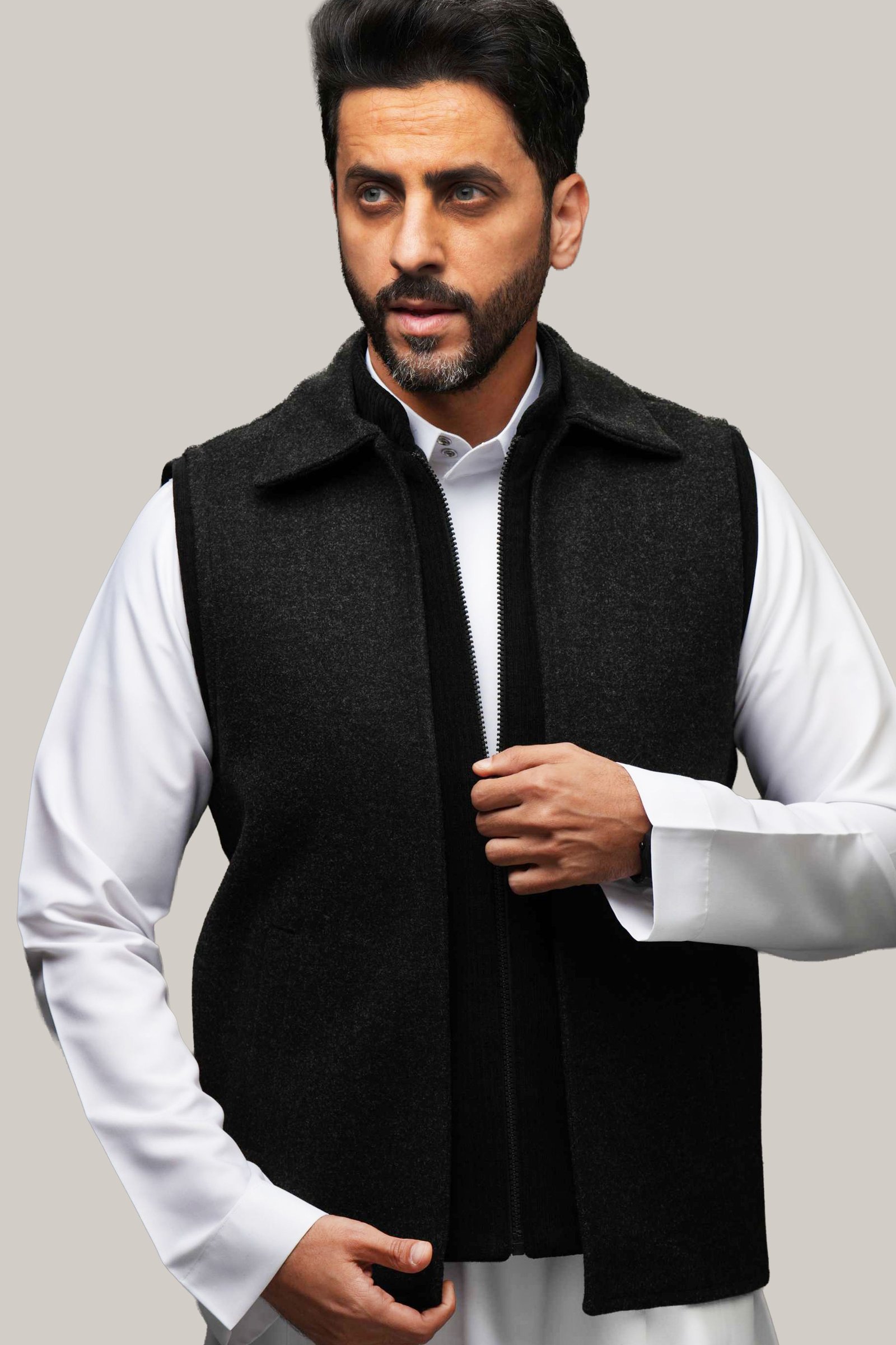 سديرية جوخ + ريب مخمل بلون أسود W113 - صورة 4