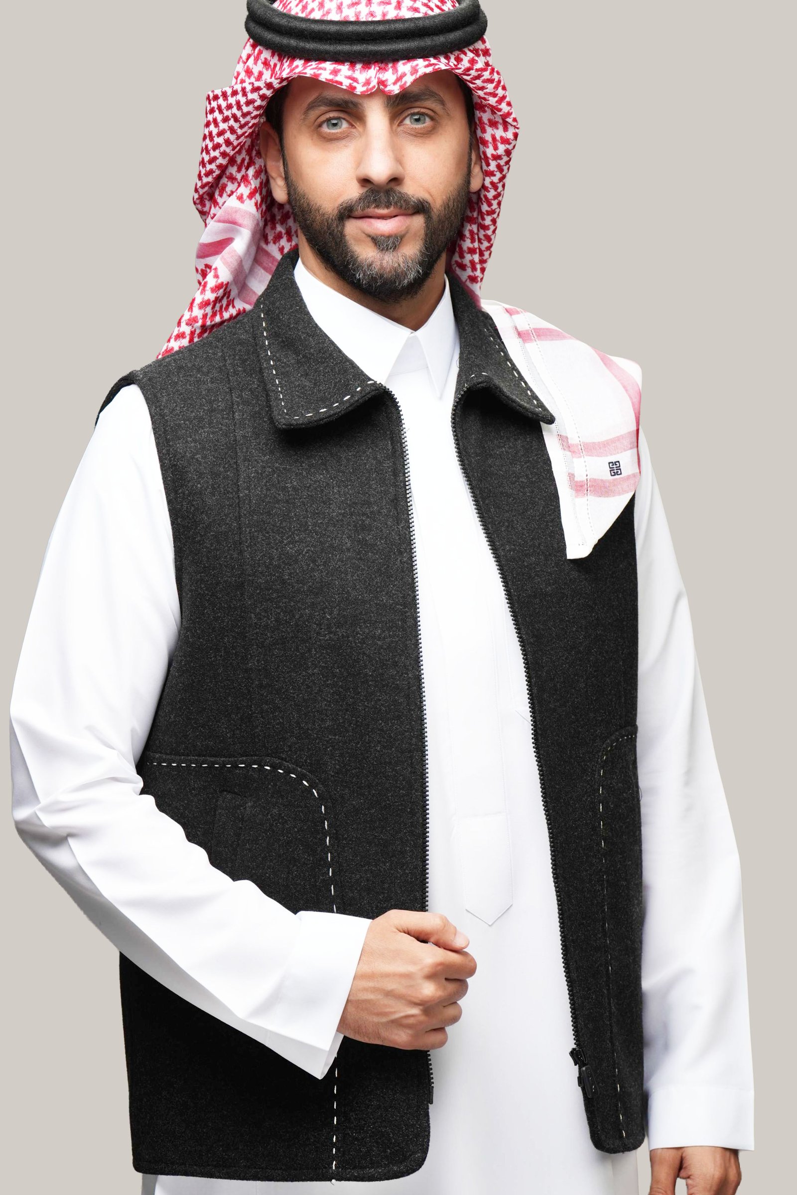 سديرية جوخ بلون أسود W102 - صورة 4