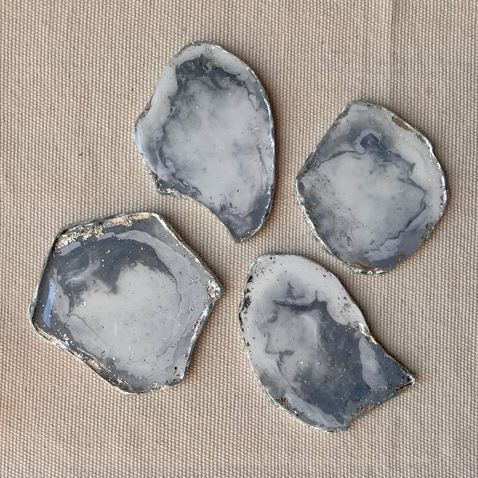 Grey/ White Agate Coasters With Silver edges - صورة 2