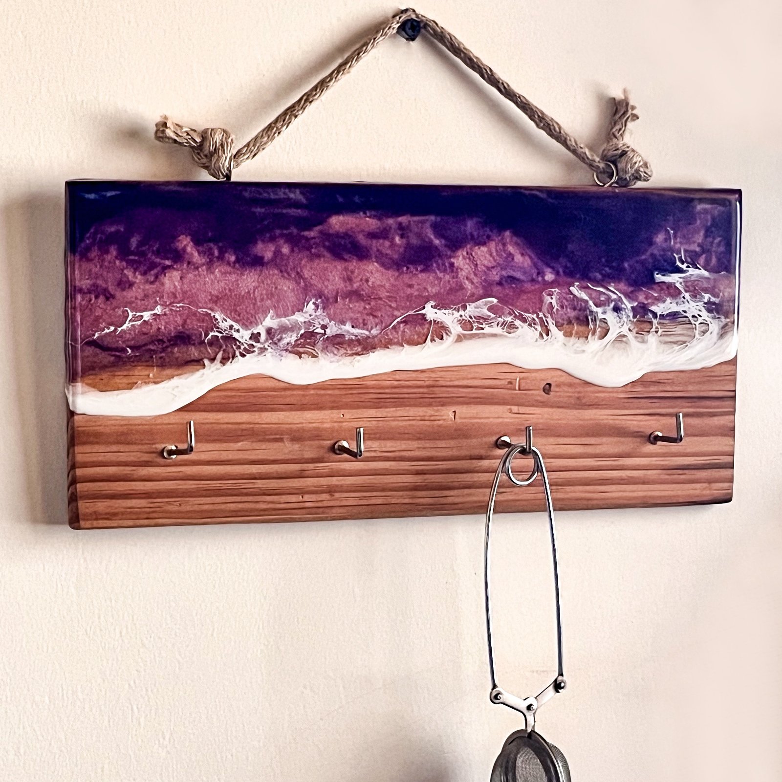 Shades of Purple keyholder - Image 5