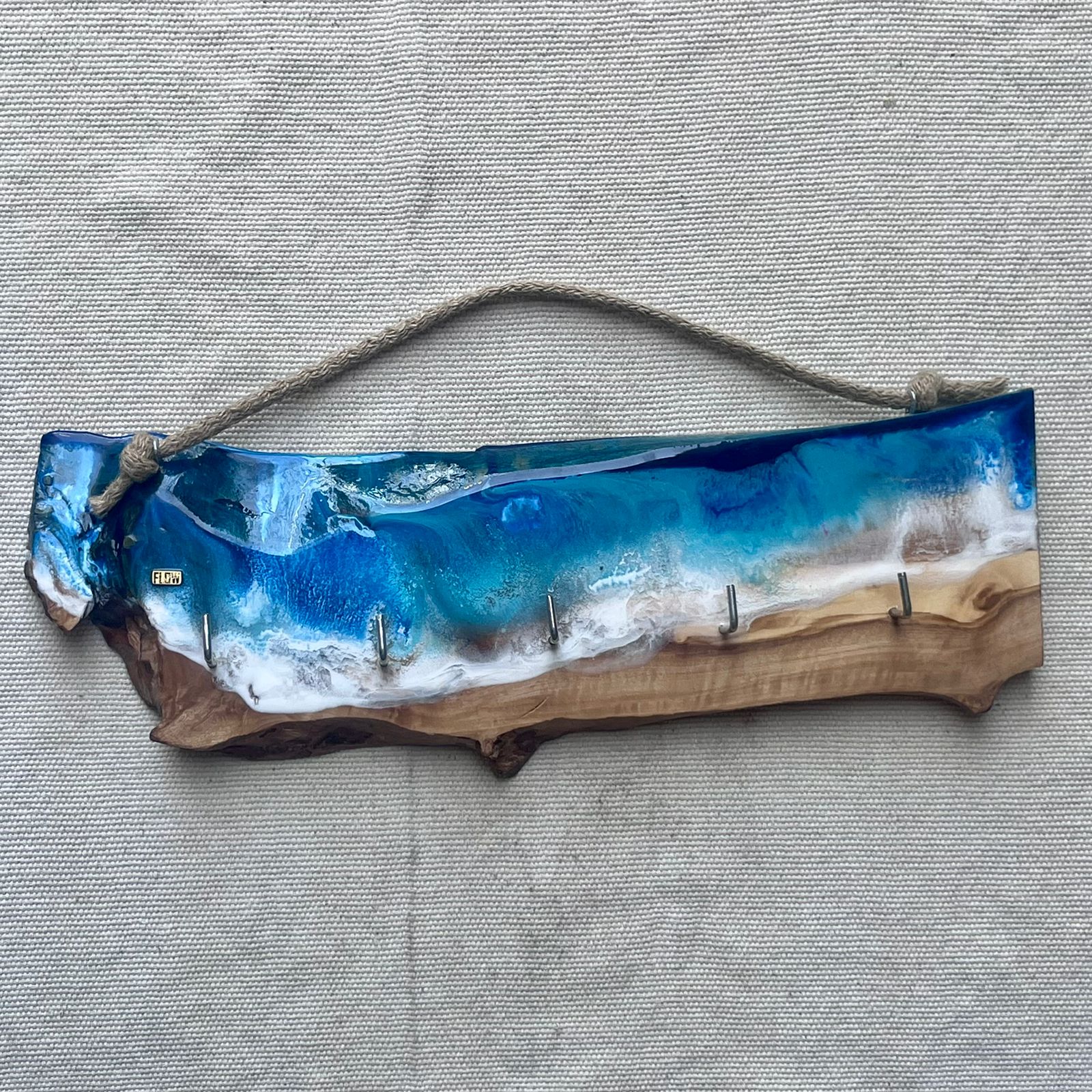 Long Navy blue/Turquoise Live Edge Key Holder - صورة 1
