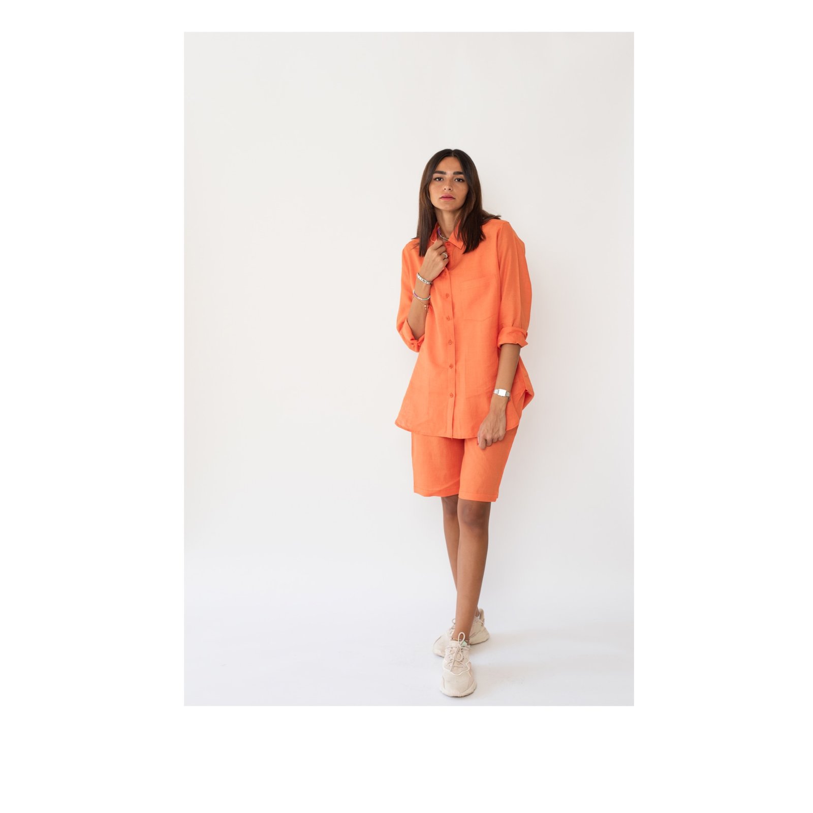 orange shirt - صورة 1