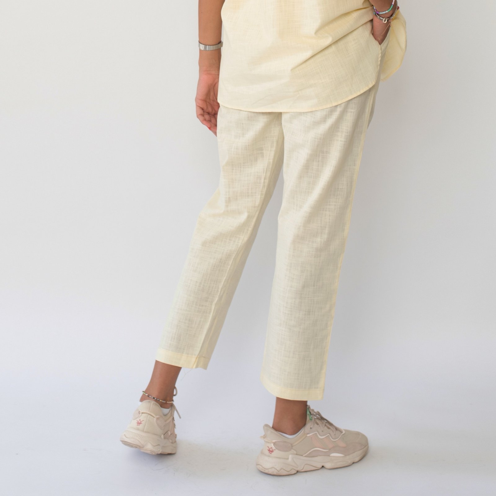 Light yellow pants - صورة 1