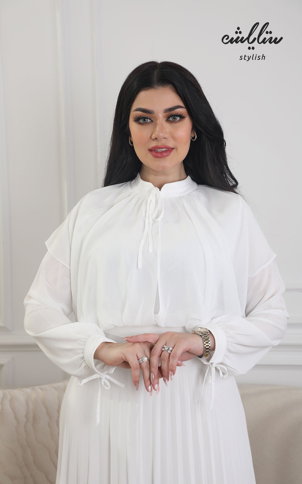 فستان كسرات طويل باللون الأبيض - صورة 2