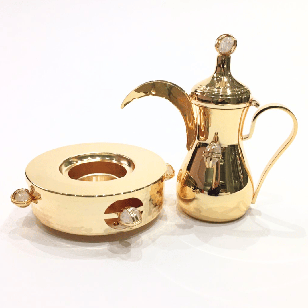 Gold plated Dalah with heater and white precious stones - صورة 3