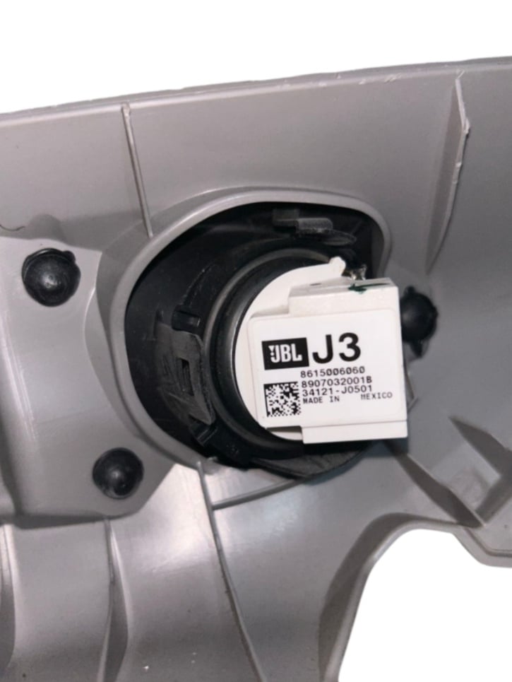 مجموعة سماعات JBL كامري 18-26 - صورة 3