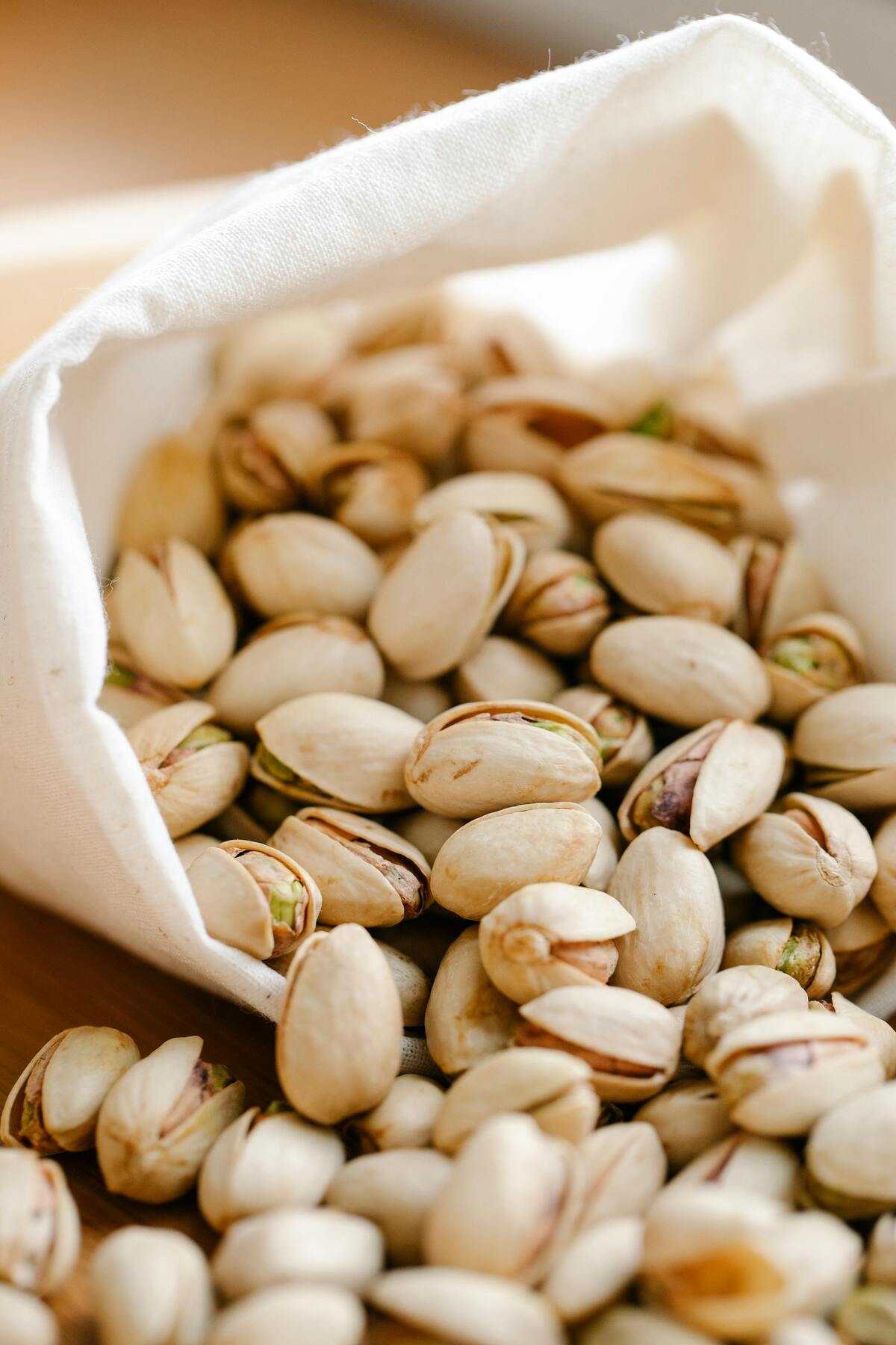 فستق محمص مالح جاميو 500 ج-500 g Jumbo Roasted Salted Pistachios - صورة 2