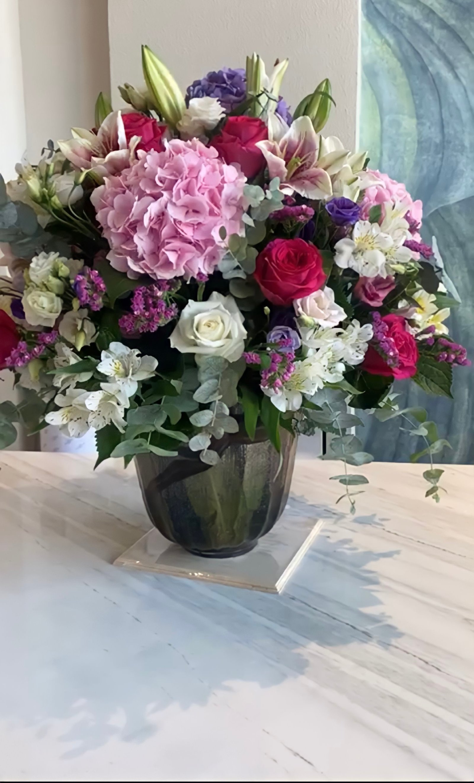 Flowers + Italian Hand made Vase - صورة 1