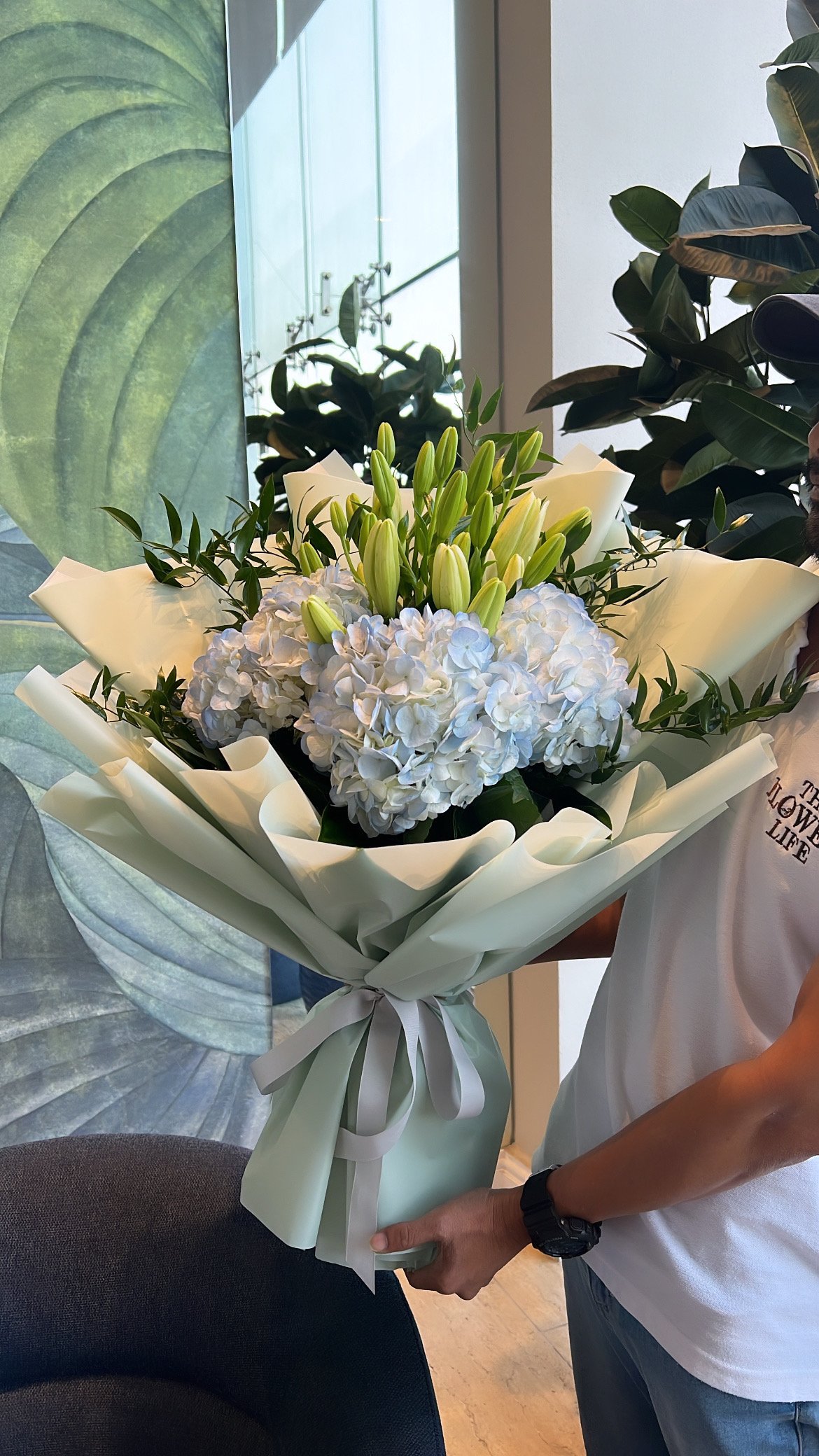 FLOWERLIFE Signature Bouquet  - صورة 2