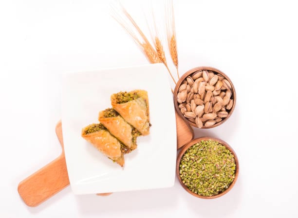 Pistachio and Cream Shaabiyat - Image 2