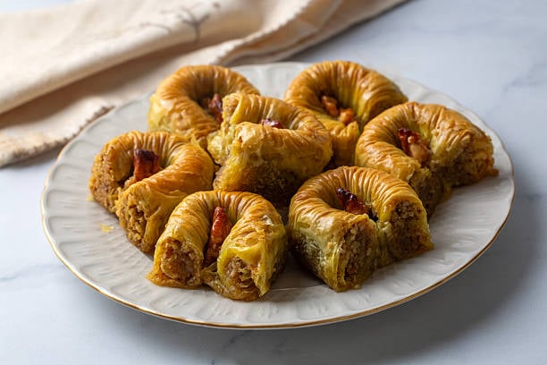 Pecan Bulbul's Nest: A Crispy, Nutty Delight - Image 9