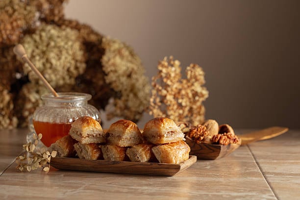 Classic Walnut Baklava(500g): A Taste of Tradition - Image 5