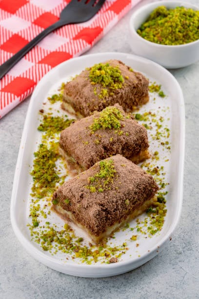 Turkish Cold Baklava - Sotlu Nuriye (500g) - Image 8