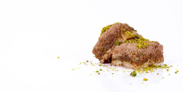 Turkish Cold Baklava - Sotlu Nuriye (500g) - Image 9