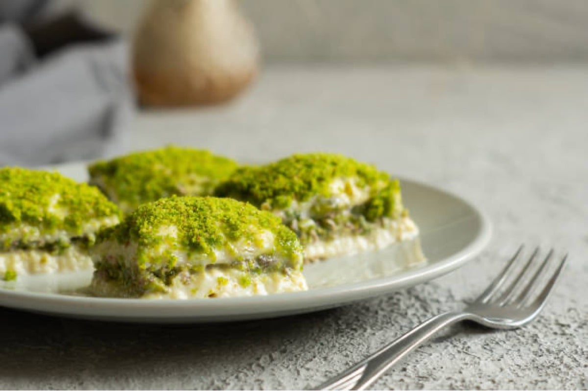 Cold Milk Pistachio Baklava (Sotlu - 500g) - Image 2