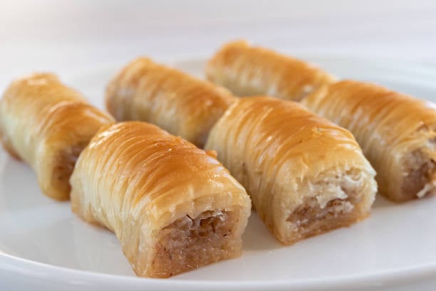 Crunchy Cashew Baklava Fingers - Image 1