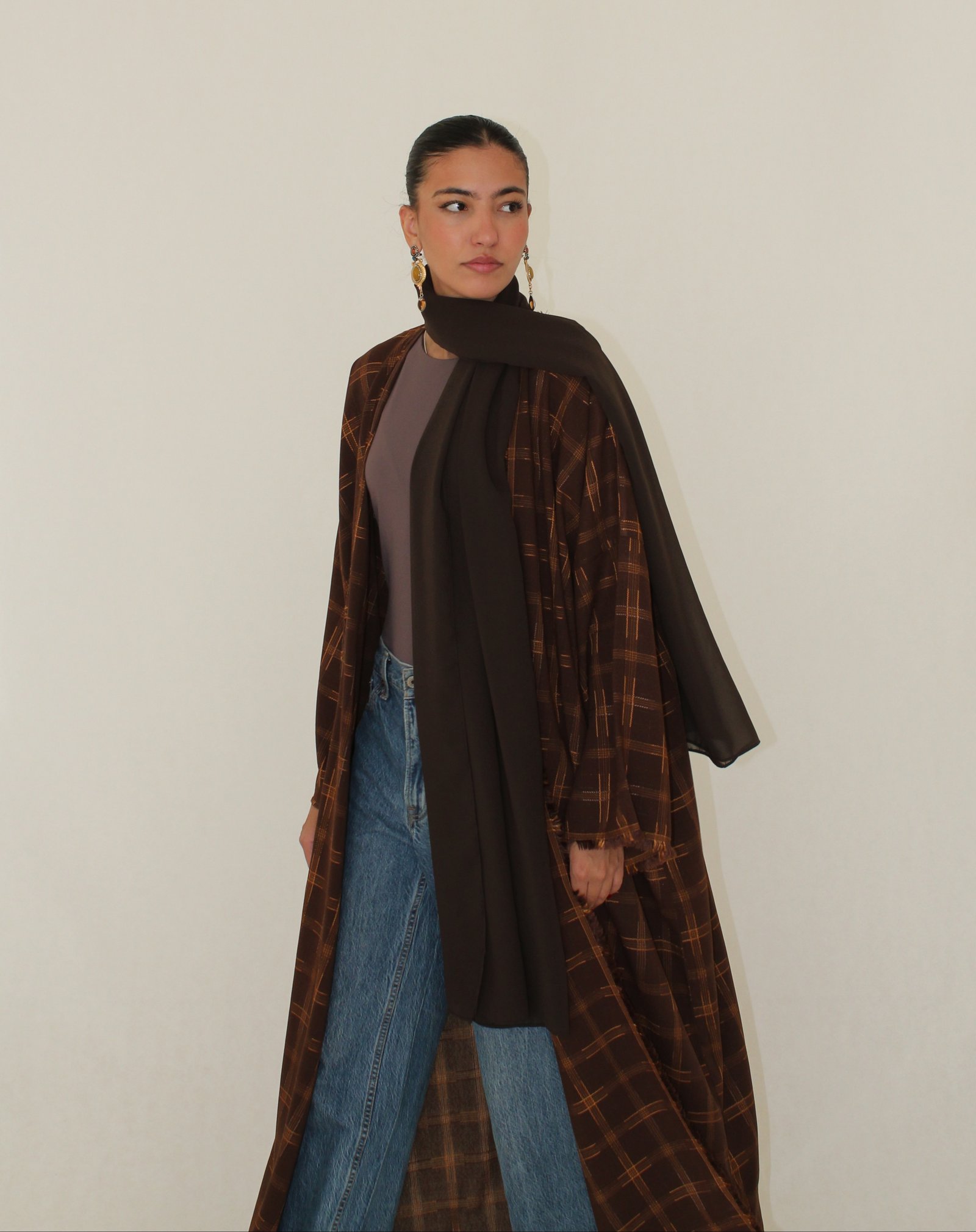 Brown Grid - Image 3