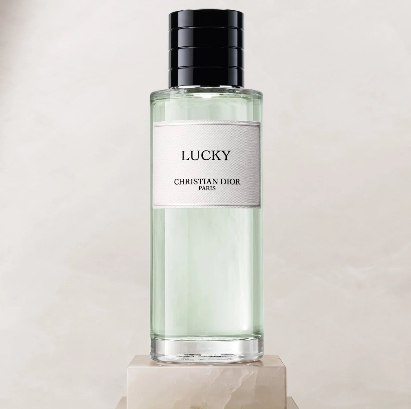عطر LUCKY  من ديور للجنسين - روائح زهرية ومنعشة 100مل - 200مل  - Image 1