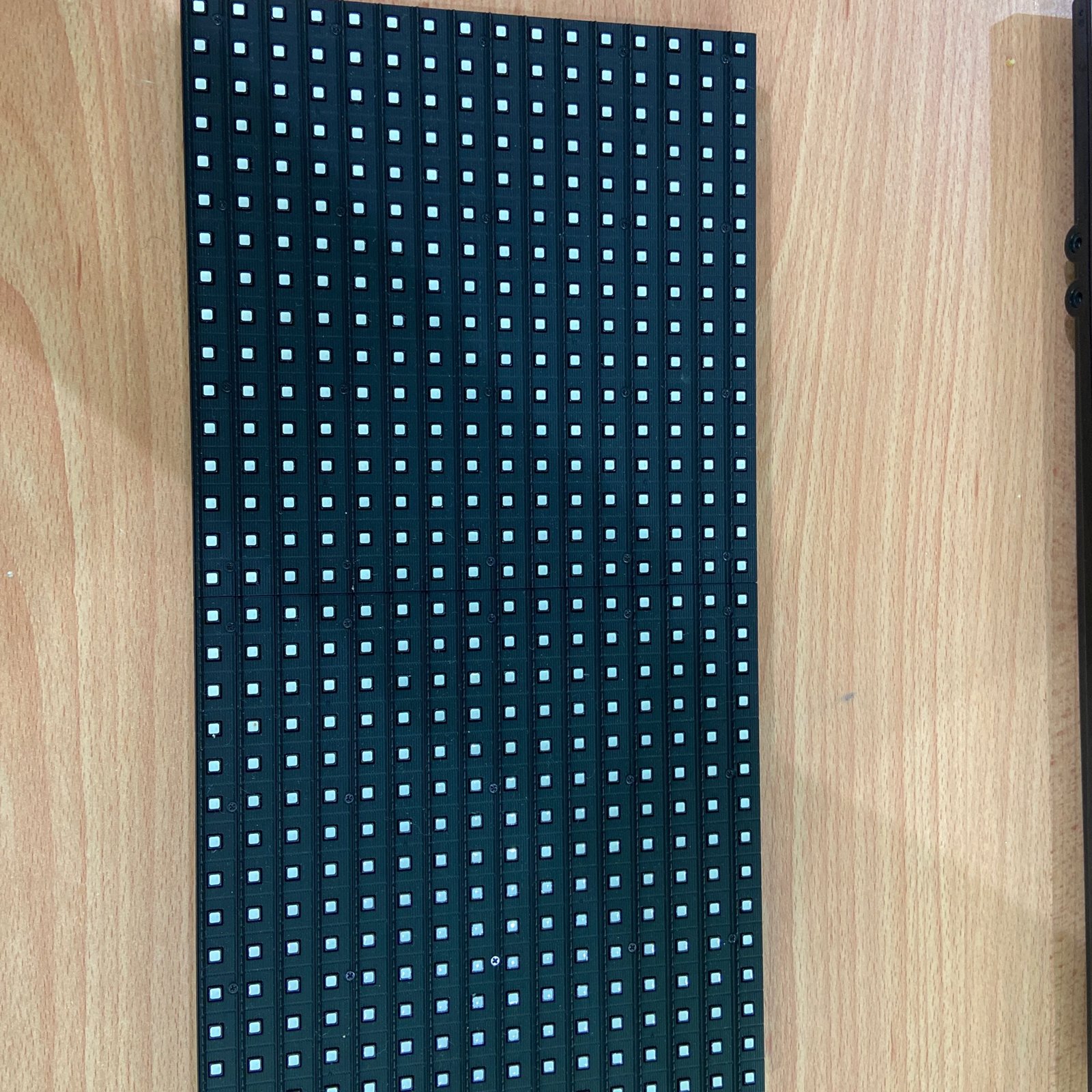 قطع غيار وحده الشاشه p10 ملون  - Image 1