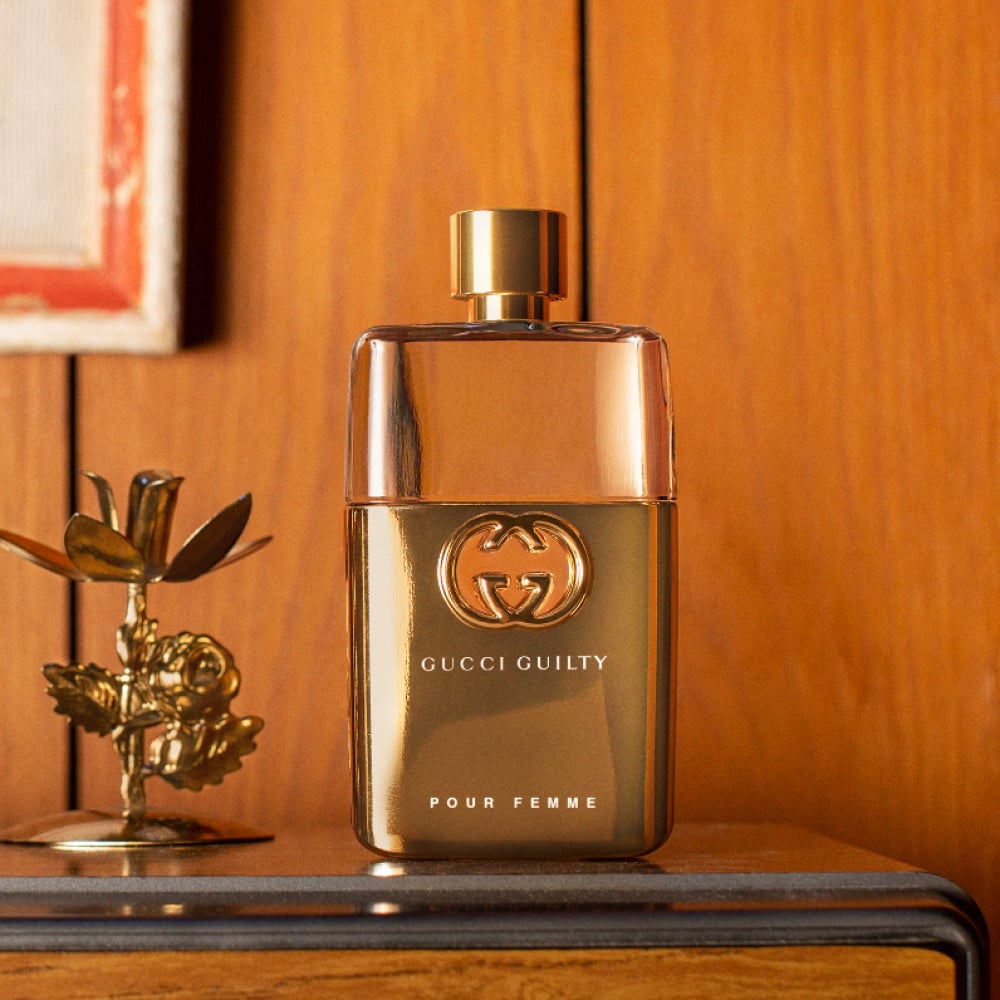 عطر قوتشي جولتي بيور فيمي او دو بارفيوم 90مل - صورة 5