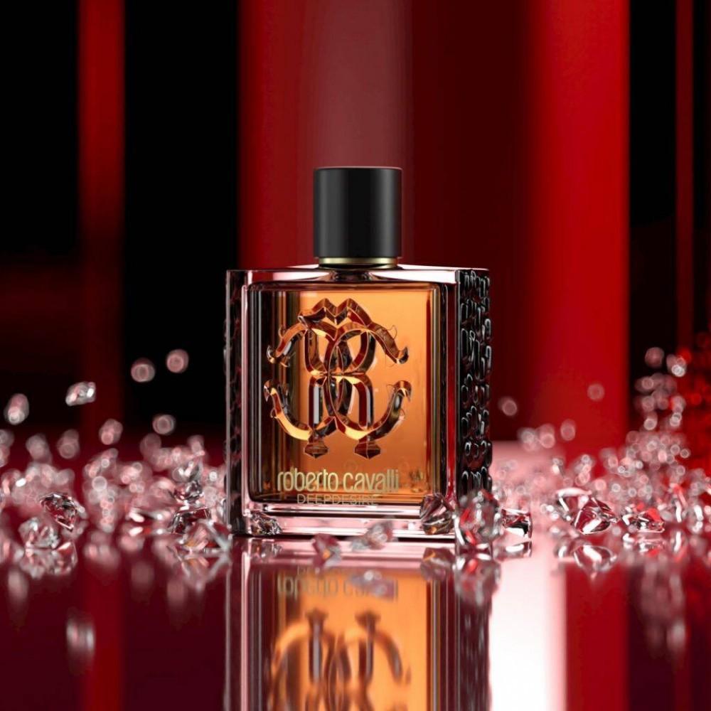 عطر روبرتو كفالي اومو ديب ديزاير او دو تواليت للرجال 100مل - صورة 2