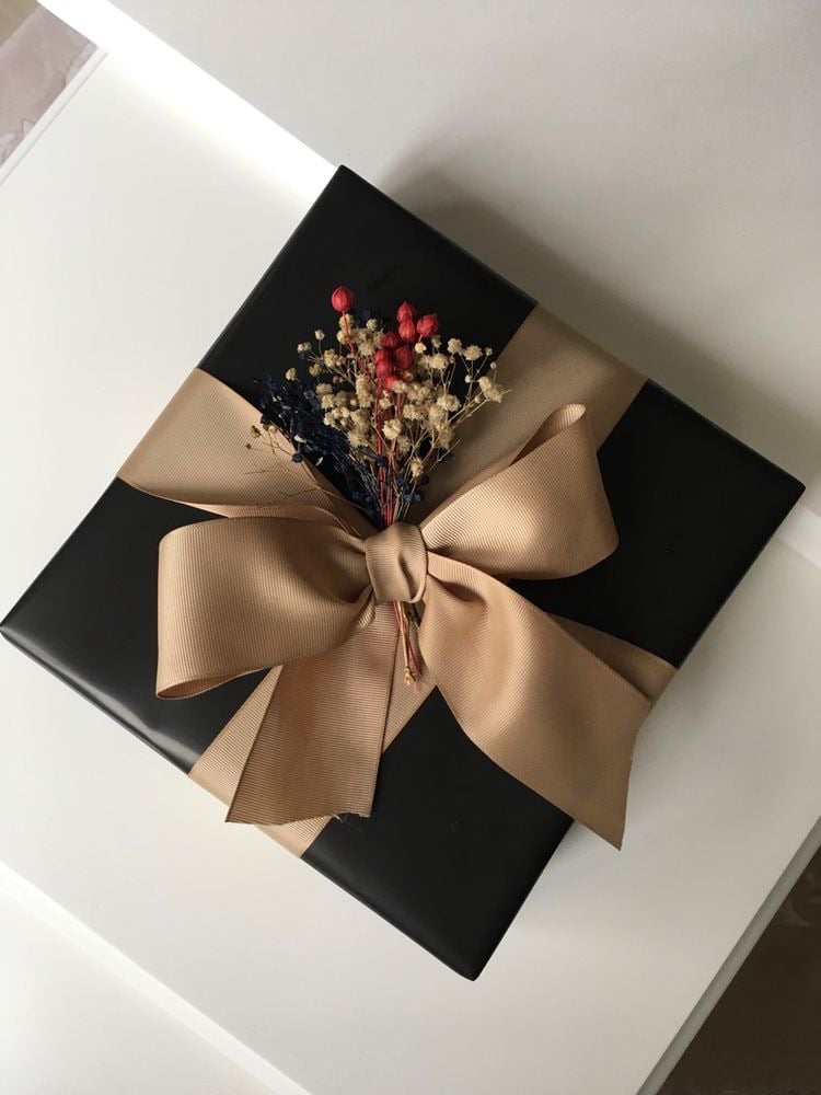 تغليف هدية من اختيارك  - Image 1
