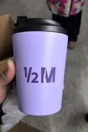 نسخة طبق الاصل مق هاف مليون - Image 1